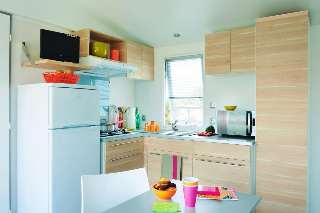 Camping Les Chevrefeuilles Royan Room photo