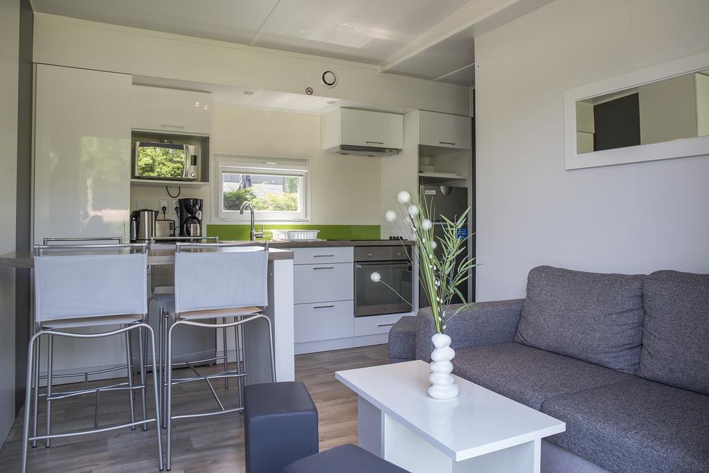 Camping Les Chevrefeuilles Royan Exterior photo