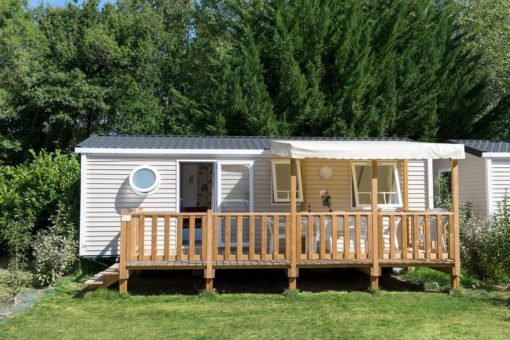 Camping Les Chevrefeuilles Royan Exterior photo